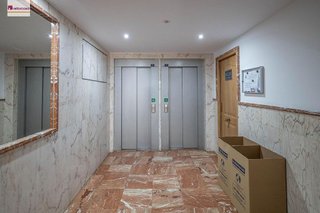 Piso en venta en Camino de Ronda - Rosaleda en Granada