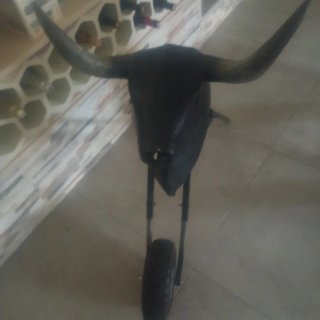 Carretón decorativo de toro