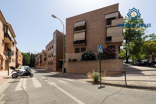 Piso en venta en Bola de Oro - Serrallo en Granada
