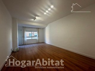 Piso en venta en Santa Bárbara en Llíria