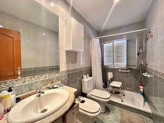Piso en venta en Pradolongo en Madrid
