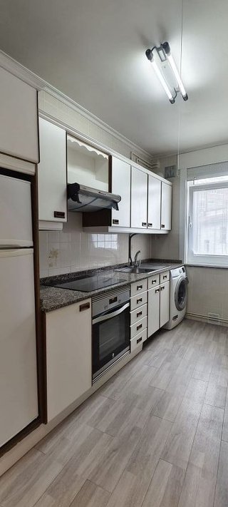 Piso en venta en Los Castros - Castrillón - Eiris en Coruña (A)