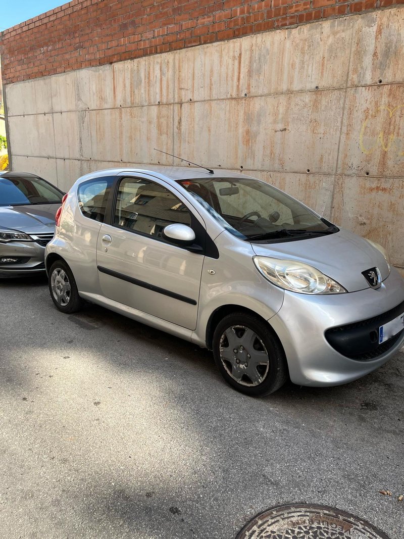 Peugeot 107 1.4 HDI Urban Move 54 CV 2007 - foto 1