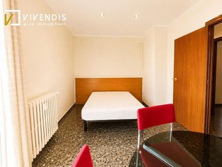 Piso en venta en Instituts - Universitat en Lleida