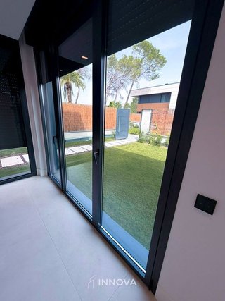 Casa pareada en alquiler en Zona Pueblo en Pozuelo de Alarcón