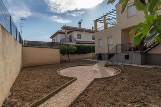 Chalet en venta en Ogíjares