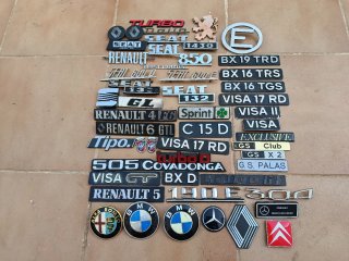 Emblemas y Logos de Coches Clásicos