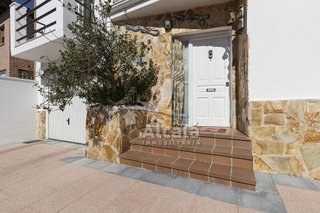 Casa pareada en venta en Villanueva de la Torre