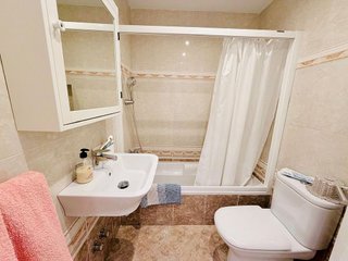 Casa adosada en venta en Castell (Es)