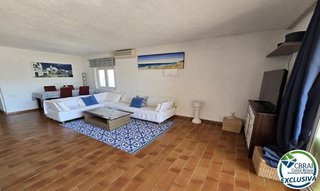 Piso en venta en Empuriabrava en Castelló d´Empúries