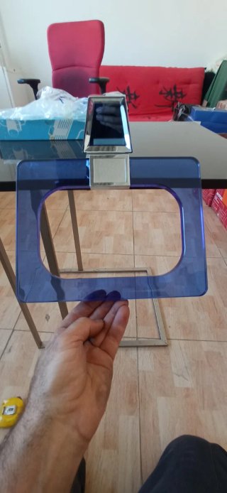 Toallero azul y plateado