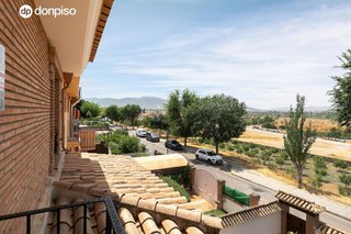 Casa pareada en venta en Ogíjares