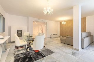 Casa adosada en venta en La Dama de Noche-La Alzambra en Marbella