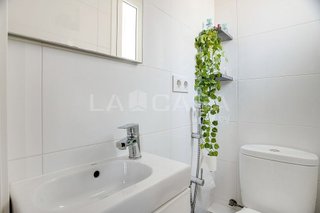Piso en venta en Bellvitge en Hospitalet de Llobregat, L´
