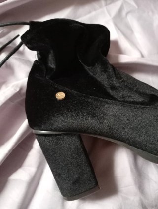 Botines tacón negros talla 40