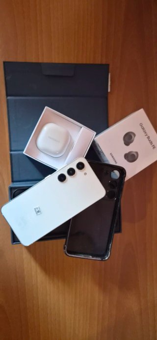 Samsung Galaxy S23 Bianco