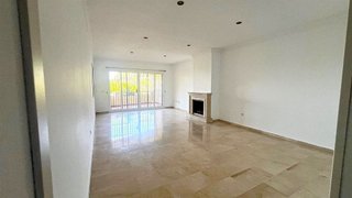 Piso en venta en Elviria en Marbella
