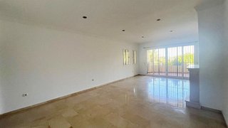 Piso en venta en Elviria en Marbella