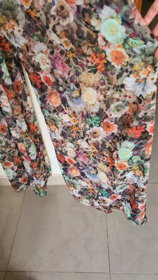 Mono gasa manga larga floral