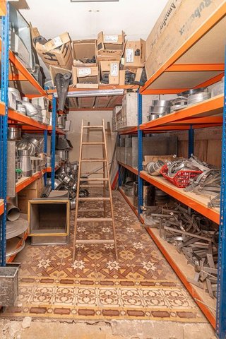 Local comercial en venta en La Zarzuela-San José-Belén en Linares