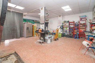 Local comercial en venta en La Zarzuela-San José-Belén en Linares