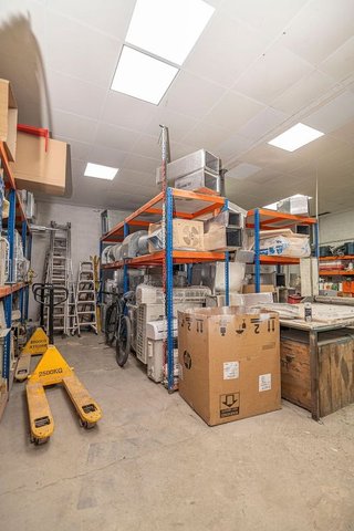 Local comercial en venta en La Zarzuela-San José-Belén en Linares