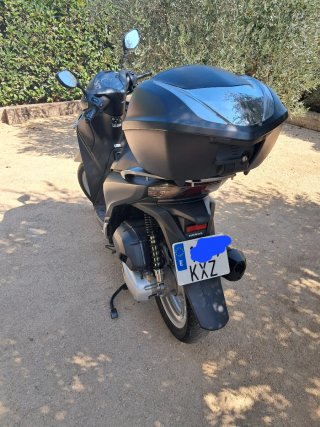Honda SH 125i Negra