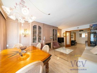 Piso en venta en Ensanche - Diputación en Alicante