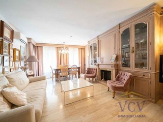 Piso en venta en Ensanche - Diputación en Alicante