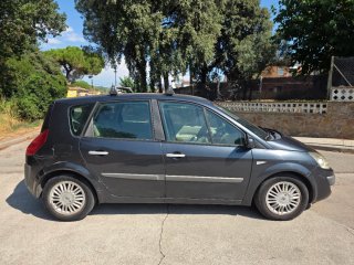 RENUALT SCENIC 2007 DIESEL PEGATINA B 6 MARCHAS !!