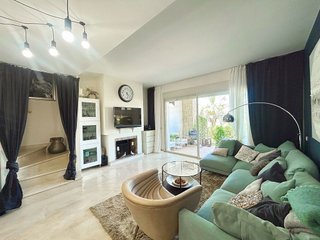 Casa adosada en venta en La Cala Golf - Lagar Martell en Mijas