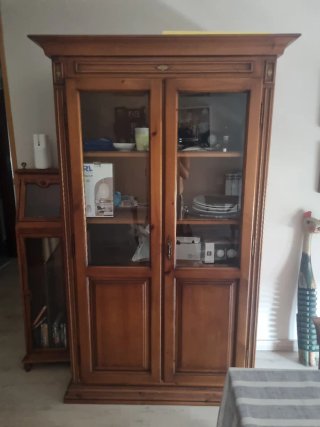 Aparador de salón madera y cristal