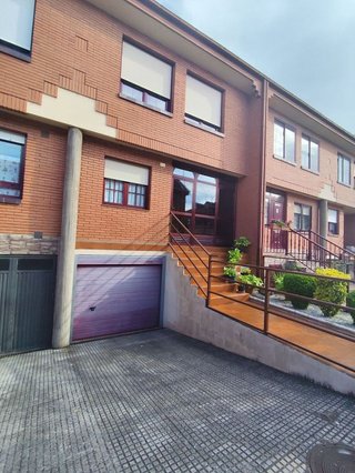 Casa adosada en venta en Trobajo del Camino en San Andrés del Rabanedo