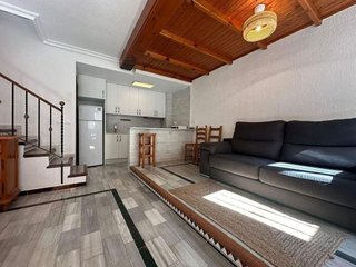 Casa adosada en venta en Torrelamata - La Mata en Torrevieja