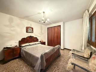 Chalet en venta en Caspe