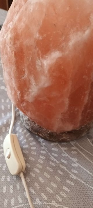 Lampada di sale arancione