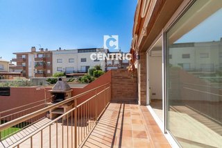 Casa en venta en Centre en Castellar del Vallès
