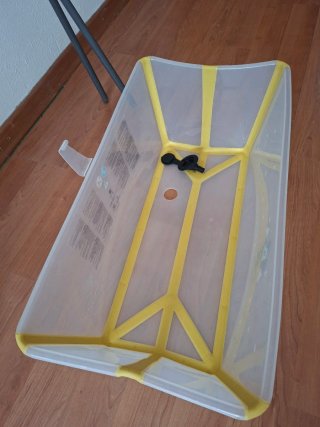 Bañera Stokke para bebé con patas