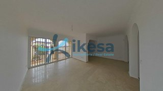 Casa adosada en venta en Costabella en Marbella