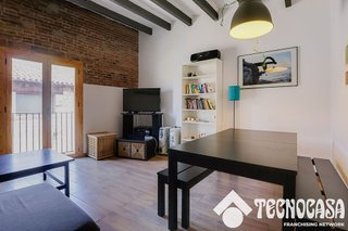 Piso en venta en El Raval en Barcelona