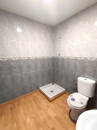 Local comercial en alquiler en Ciutat Jardí en Valencia