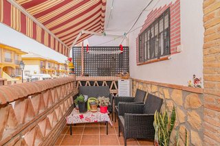 Casa adosada en venta en Zona Polideportivo en Alhendín