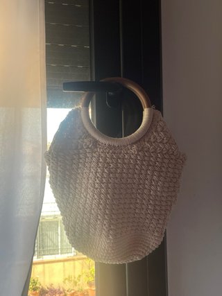 Bolso Zara tejido asas madera