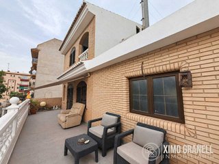 Dúplex en venta en Avda. de Abril. - 9 de octubre en Sagunto