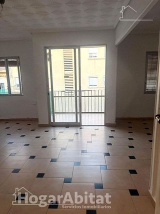 Piso en venta en El Cabanyal- El Canyamelar en Valencia