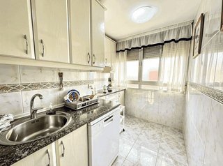 Piso en venta en La Avanzada - La Cueva en Fuenlabrada