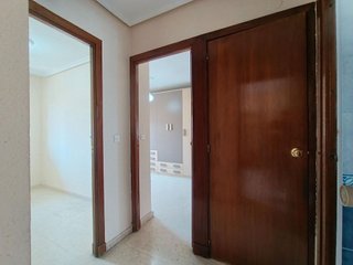Piso en venta en Tres Huertas - El Torrejón - El Cerezo en Sevilla