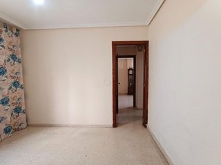 Piso en venta en Tres Huertas - El Torrejón - El Cerezo en Sevilla