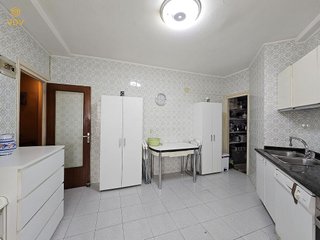 Piso en venta en Azpilagaña en Pamplona