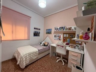 Piso en venta en Zona Avenida al Vedat en Torrent